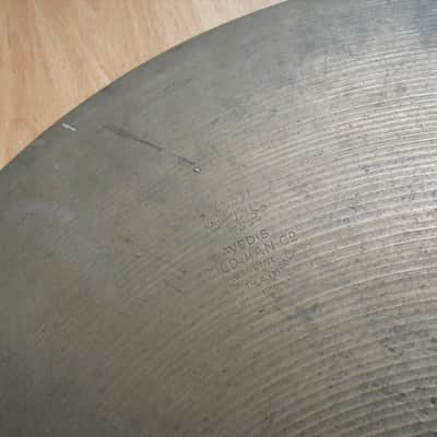 22" Vintage Avedis Zildjian Flat Top or "Cow Bell" Ride Cymbal 3210g image 2