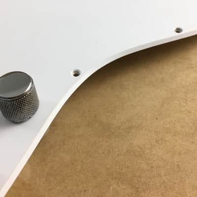 Vintage Pre-CBS Reissue Fender Musicmaster Pickguard 1962 Natural Relic Knurled Knobs Reissue Cover image 8