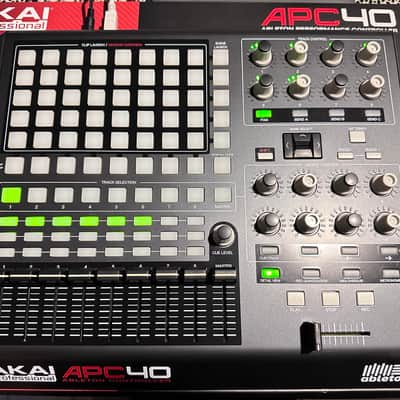 Akai APC40 2010s - Black image 4