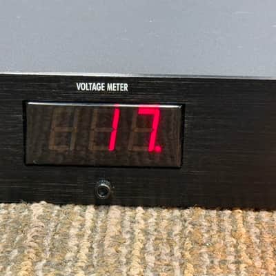 Furman M-8Dx 15 Amp Power Conditioner & Surge Protector w/ Lights, Excellent Condition image 3