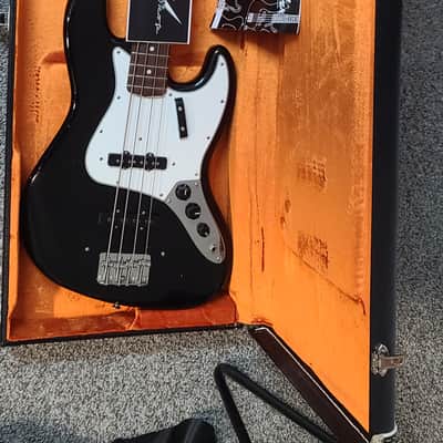 Fender Custom Shop 64 Jazz Relic Bass  LIKE NEW!  2012 - Black Relic image 19