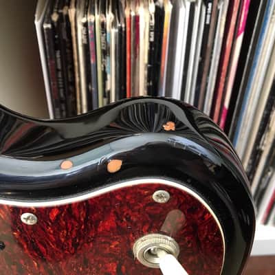 Squier Jagmaster II (2005) with hardcase. Sunburst, tortoise, alder, rosewood. image 5