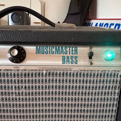 Fender Musicmaster Bass Amp 1979 - awesome guitar amp image 2