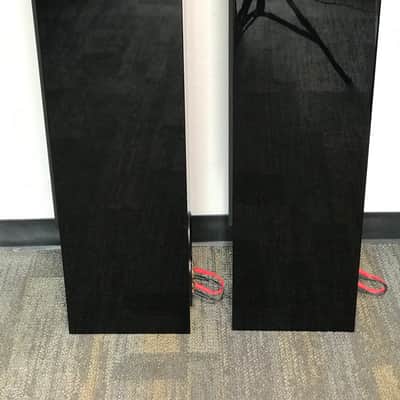 B&W Bowers and Wilkins CM9 Floor standing Speakers Piano Black Pair image 10