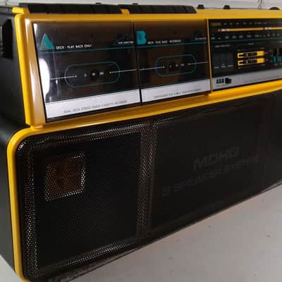 1988 Vintage Magnavox D8300 D-8300 22' x 11' Large Boombox Dual Cassette AM/FM Stereo AUX 5-Way Speakers Portable or AC Excellent image 16