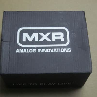 light average wear MXR EMPTY BOX ONLY for M-288 Bass Octave Deluxe (NO pedal / NO paperwork) image 6