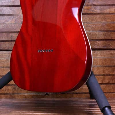 Squier Affinity Series® Telecaster® FMT SH, Laurel Fingerboard, White Pickguard, Crimson Red Transparent image 2
