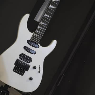 Jackson American Series Soloist SL3 - Platinum Pearl image 2