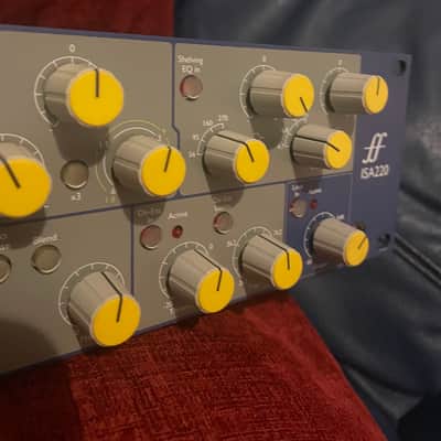 (Excellent Condition) Focusrite ISA 220 Session Pack Channel Strip 2002 - 2010 - Blue image 5