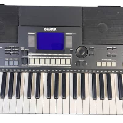 Yamaha PSR-S550 Arranger Workstation Keyboard image 3
