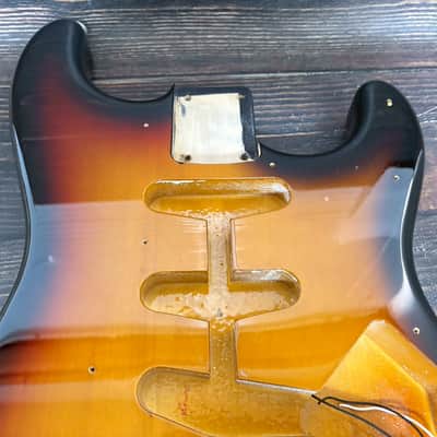 Fender Japan ST62 Stratocaster Body Sunburst with Original Bridge Made in Japan image 5