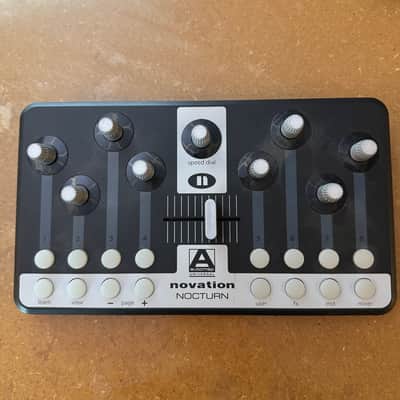 Novation Nocturn MIDI DAW Controller 2008 - Black image 1