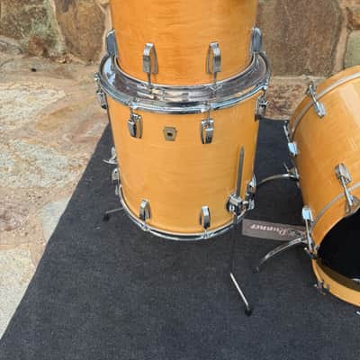 Ludwig Classic Maple 3 pc Drum Set kit -Natural Finish image 4