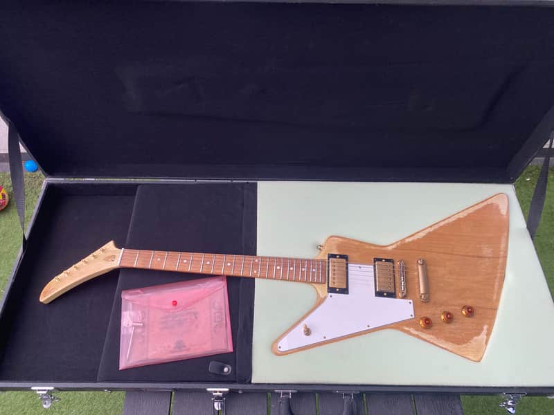 SIC Custom Explorer Korina Guitar Relic Hard Case Lefthand Lefty COA image 1