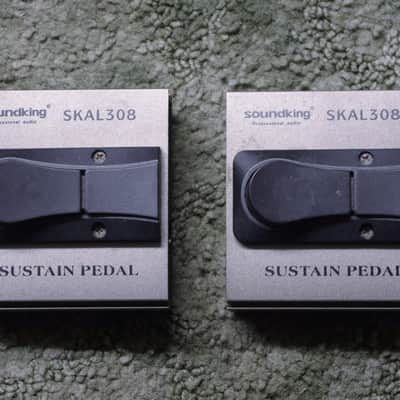 Used Soundking SKAL308 sustain pedal with cables - lot of 2 image 2