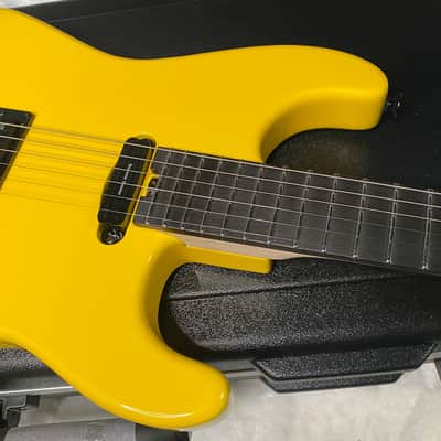 NEW ! Charvel USA Custom Shop Limited Edition San Dimas HS - Yellow Pearl Finish - Authorized Dealer - G07165 image 2