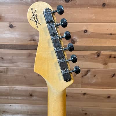 Fender Custom Shop 1965 Postmodern Stratocaster Electric Guitar - Shell Pink image 6