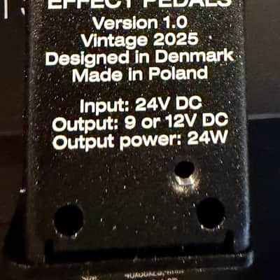 CIOKS CRUX Power Converter 2022 - Present - Black image 3