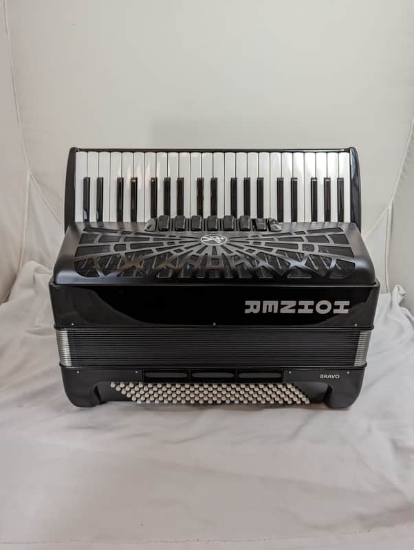 Hohner Bravo III 120