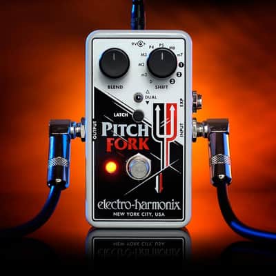 Electro-Harmonix Pitch Fork Polyphonic Pitch Shifter / Harmony Guitar Pedal image 3