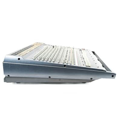 Yamaha EMX5000 20-Channel Powered Mixer Mixing Console with Effects image 5