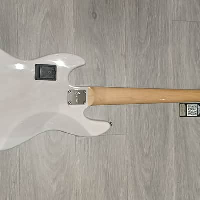 Marcus Miller V7 Vintage Swamp Ash 5 - White Blonde image 2