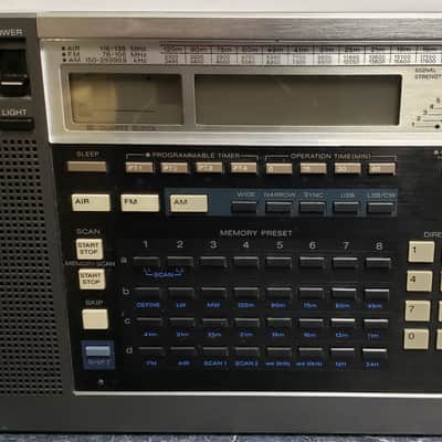 Vintage Sony ICF 2010 AM, FM, Shortwave & VHF aeronautical band Portable Radio image 8