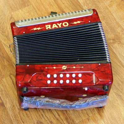 Hohner Rayo 31-Button Diatonic Accordion in GCF image 2