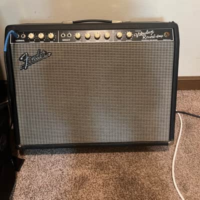 Fender "Custom" Vibrolux Reverb 40-Watt 2x10" Guitar Combo 1996 - 2013 - Black image 2