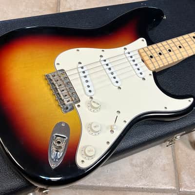 1997 Fender Custom Shop 1969 Stratocaster Sunburst Abigail Ybarra image 3
