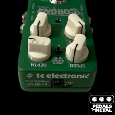 TC Electronic Corona Chorus 2011 - Present - Green - X18542 image 3