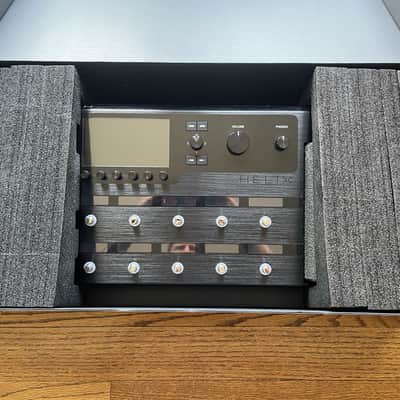 Line 6 HELIX 2025 Guitar Multi-Effects Floor Processor Original Packaging image 4