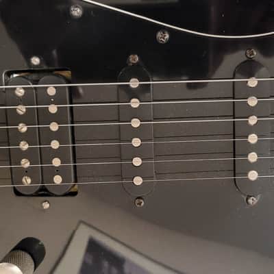 Fernandes Strat 2021 Black image 2