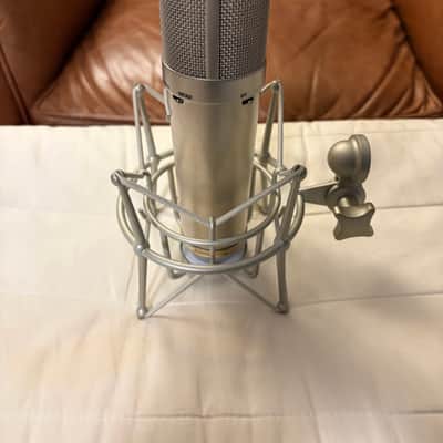 United Studio Technologies UT Twin87 Multipattern Large Diaphragm Condenser Microphone image 2