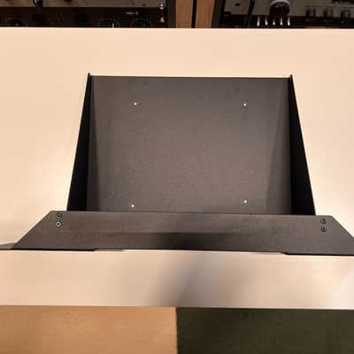 Lynx Hilo 2 LT-USB with rack ears 2020s - Black image 8