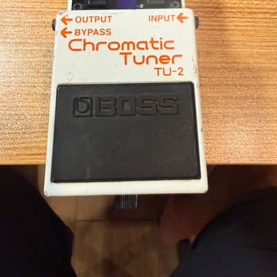 Boss TU-2 Chromatic Tuner (Dark Gray Label) 1998 - 2009 - White Bild 1