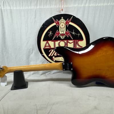Fender Kurt Cobain Jaguar Guitar with Case 2016 - 3-Color Sunburst / Rosewood fingerboard image 8