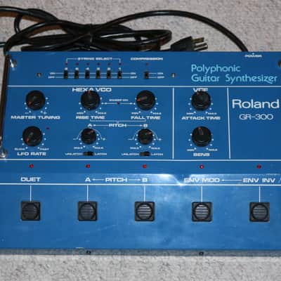 Vintage Roland GR300 Guitar Synthesizer