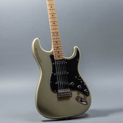 Fender 25th Anniversary Stratocaster 1979, Silver image 2