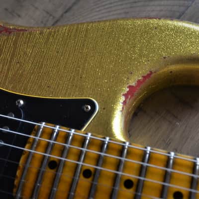 American Fender Stratocaster Relic Custom Gold Sparkle HSS Texas Specials image 20