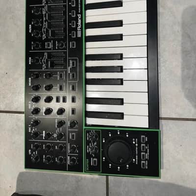 Roland SYSTEM-1 25-Key Plug-Out Synthesizer 2014 - Present - Black image 3