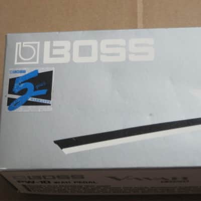 used (less than light average wear) Boss EMPTY Box for PW-10 V-Wah (NO pedal, NO Owner's Manual, NO Oother paperwork) 2000s (specifically July 2004) - LID: thin stiff paper material / GRAPHICS: gray, white & black / Bottom Part: cardboard (mostly white) image 5