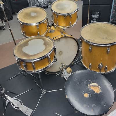 Ludwig Super Classic 1964-1965 - Gold Sparkle, 16” Floor Tom, 22” Bass, 2 12” Rack Toms, 14” snare image 3