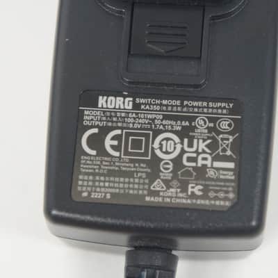 KORG drumlogue Hybrid Drum Machine Analog / Digital Synthesis, Sampler, Sequencer, Effects MINT image 13