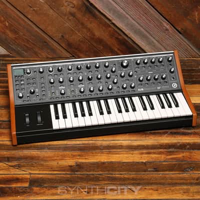 Moog Subsequent 37 Analog Synth 2017 - Present - Black