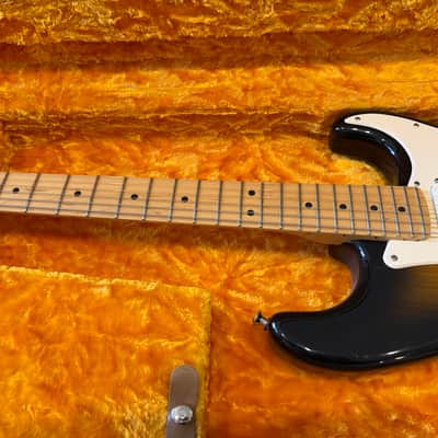 Fender 50th Anniversary American Stratocaster 2004 7lbs 5oz image 4