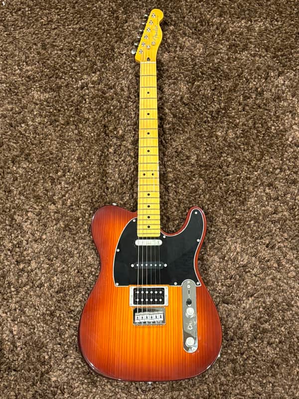 Modern Player Telecaster Plus, Maple Fingerboard, Honey Burst HSS image 1