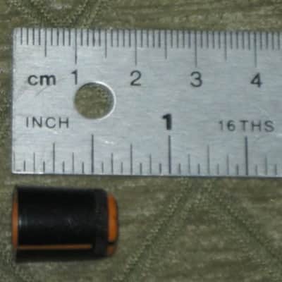 ONE lightly used genuine Boss DF-2 KNOB, fits split shaft shaft (stem) mid 1980s - early 1990s - TOP: orange with black marker // SIDEs: black // hard plastic (NO pedal / NO other items) image 11