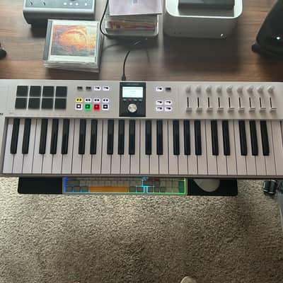 Arturia KeyLab Essential 49 MkIII MIDI Controller 2023 - Present White