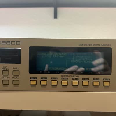 Akai S2800 MIDI Stereo Digital Sampler 1992 - White